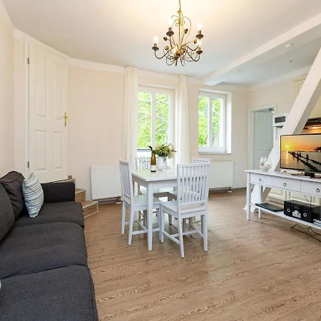 Amelia App 09 * هيرينجسدورف